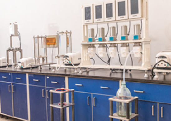 離心萃取機(jī)工作原理