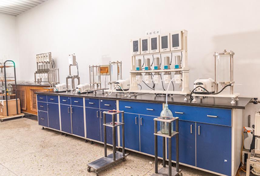 逆流萃取設(shè)備與傳統(tǒng)萃取設(shè)備有什么區(qū)別